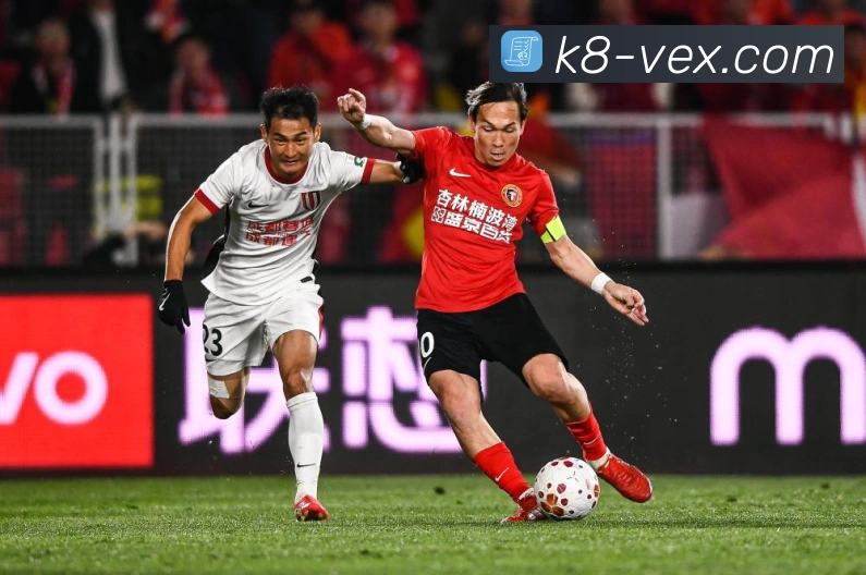 利物浦球迷怒不可遏呼吁俱乐部尽快解雇斯洛特战术观察